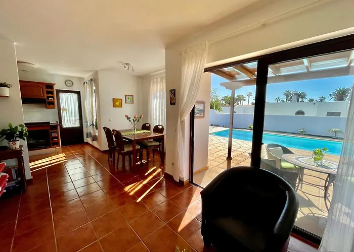 Pilar * بلايا بلانكا