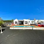 Βίλα Pilar *